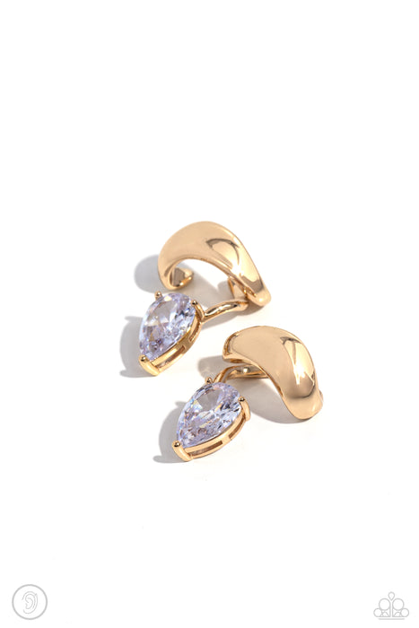 Twisting Teardrop - Gold Ear Cuff