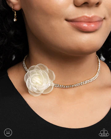 Rosy Range - Gold Choker